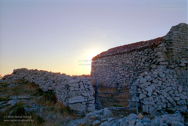 Lubenice - traumhaftes Bergdorf auf der Insel Cres an der kroatischen Adriak�ste