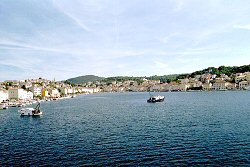 im Hafen der Stadt Mali Losinj