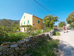 Landhaus / Ferienhaus in Nerezine