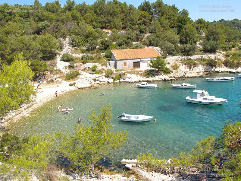 Strand / Bucht Valdarke in Mali Losinj - Kroatien